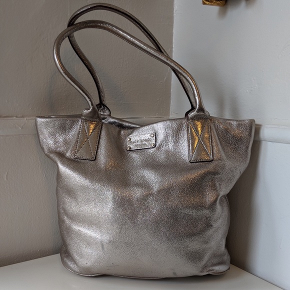 kate spade Handbags - Kate Spade tote